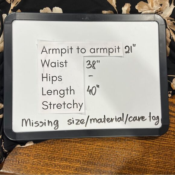 Plus size Floral knee length Dress size 14 - Picture 8 of 11